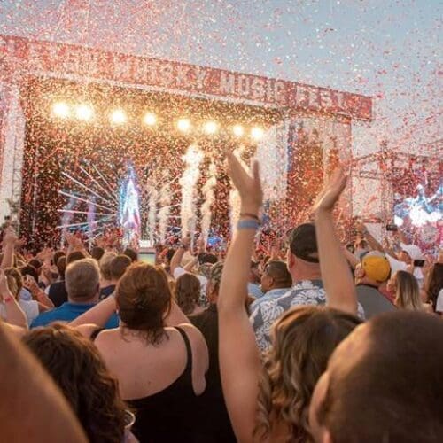 Pendleton-Music-Festival-Crowd